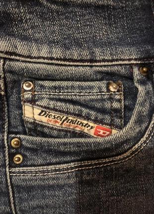 Синие джинсы клеш от diesel в стиле y2k2 фото