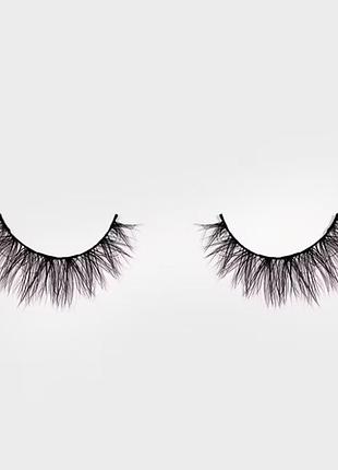 Накладні вії натуральний ефект