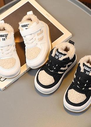 Невероятно крутые хайтопы верх - экокожа, внутри и вставки сверху - искусственная овчина