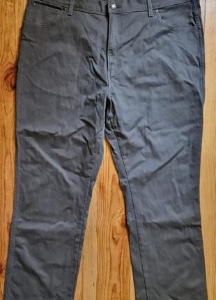 Брендові фірмові  стрейчеві джинси wrangler модель regular fit,оригінал,нові,розмір 42/32.2 фото