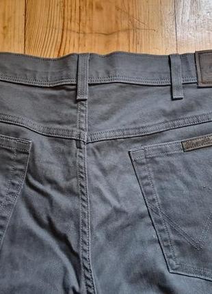 Брендові фірмові  стрейчеві джинси wrangler модель regular fit,оригінал,нові,розмір 42/32.3 фото