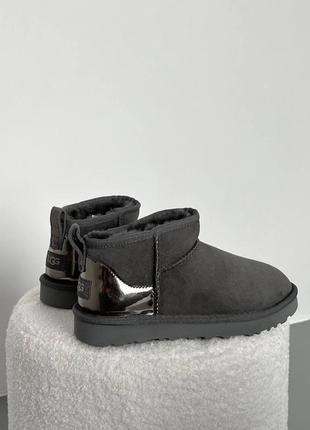 Женские New Balance Athletics sort og blå vindjakke