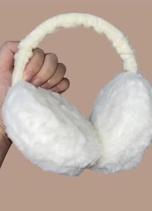 Білі хутряні навушники / мехові еко пухнасті наушники