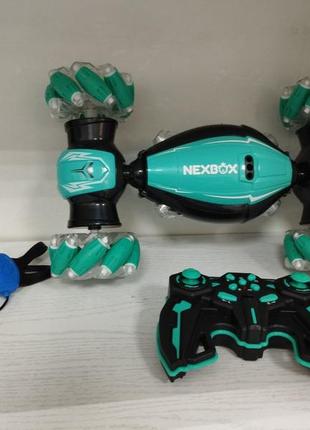 Б/у радиоуправляемая трюковая машинка nexbox mt-6652-2
