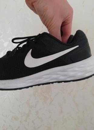 Ккросiвки nike revolution 6 на стопу 22,5 см