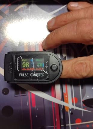 Портативный пульсоксиметр pulse oximeter