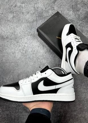 Nike air jordan black white4 фото