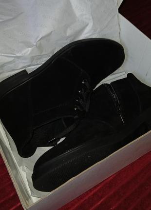 Демісезонні жіночі черевики