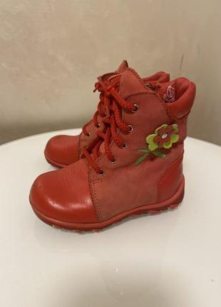 Ботинки кожаные для девочки