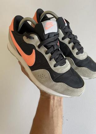 Кроссовки nike