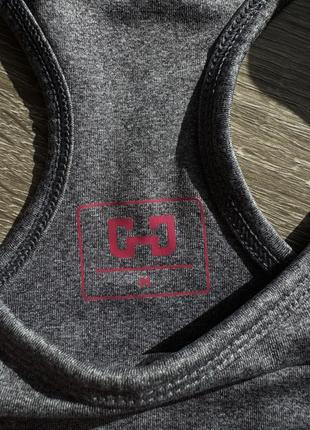 Спортивний топ