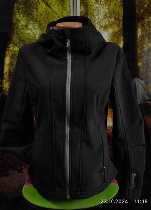 Женская,фирменная,термо куртка на флисе-softshell-44 г