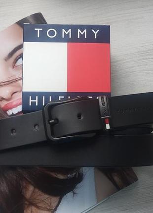 Кожаный мужской ремень tommy hilfiger с черной пряжкой black
