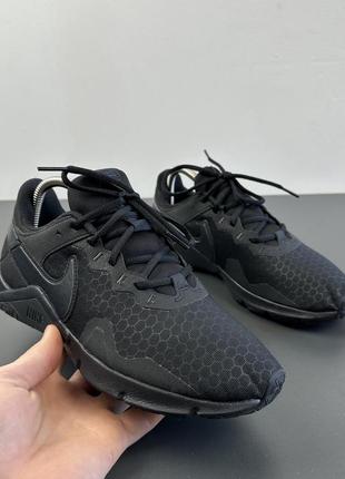 Спортивные кроссовки nike legend essential 2