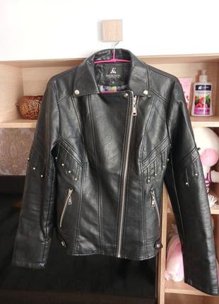 Продам кожанку