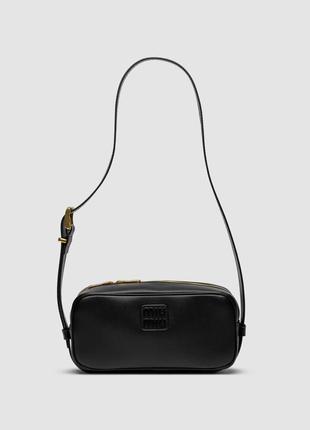 ❤️ miumiu nappa leather shoulder bag black4 фото