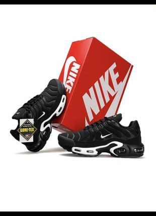 Жіночі кросівки nike air max tn plus black white