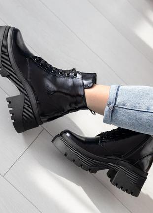 Женские черные демисезонные кожаные  ботинки на черной подошве  37 р-р5 фото