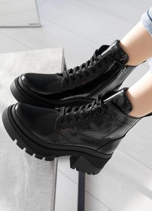 Женские черные демисезонные кожаные  ботинки на черной подошве  37 р-р4 фото