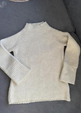 Светр зимовий жіночий