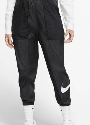 Спортивные штаны leopard nike swoosh