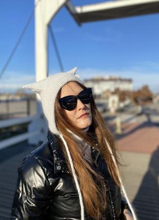 В’язаний коточепчик світло сірого кольору пух норки ручна робота