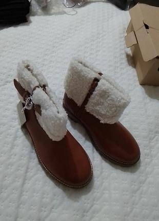 Ботинки для девочки