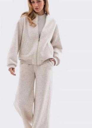 Женский теплый спортивный костюм