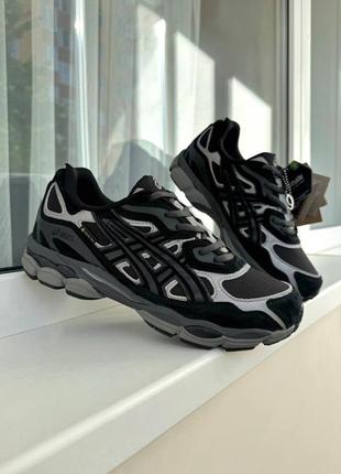 Asics gel-nyc gore-tex термо •матеріал: щільний плащеподібний текстиль, шкіряні/замшеві вставки •підошва: ущільнена піна, резиновий протектор