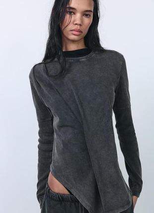 Лонгслив heavy cotton со складками zara