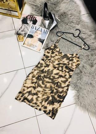 Сетчатое платье мини с рюшами и мраморным принтом miss selfridge