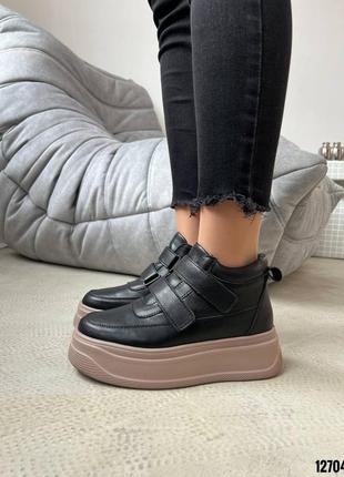 Черные натуральные кожаные зимние кроссовки кеды хайтопы с липучками на липучках бежевой высокой толстой подошве платформе кожа зима