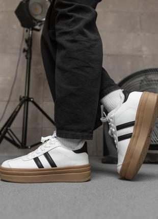 Женские зимние кроссовки lezer black /white