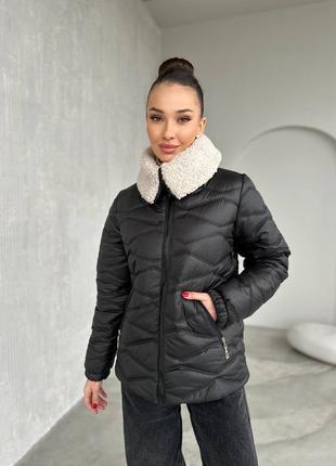 Куртка осінь - весна 🔥
▪️колір чорний,мокко,беж
▪️розміри : 42-44,46-48,50-52