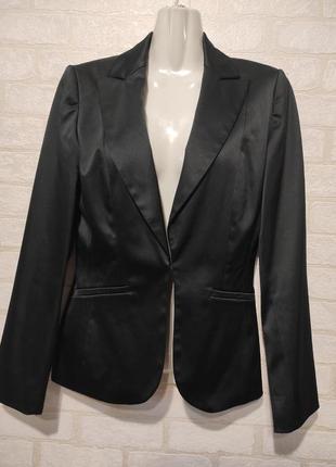 Стильный, приталенный пиджак от бренда new look