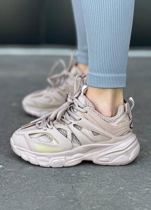 Бежеві моко жіночі кросівки на високій підошві потовщеній