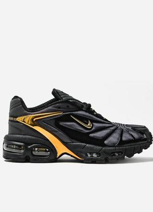 Кроссовки в стиле nike air max
