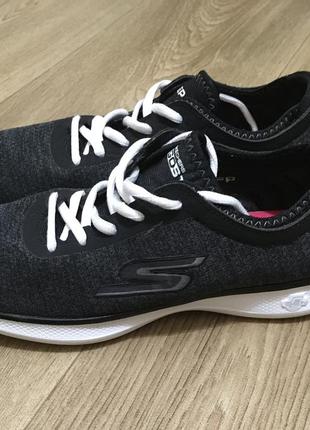 Кросівки skechers