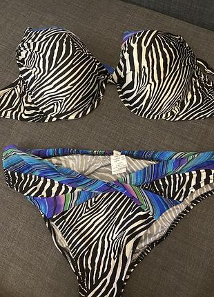 Фирменный купальник