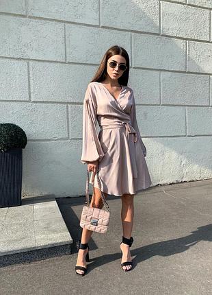 Зелёное голубое красное сиреневое бежевое коричневое синее платье шёлковое на запах с пышной юбкой солнце расклешённое с длинными рукавами фонариками