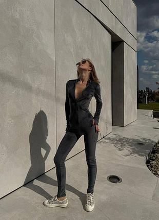 Комбинезон велюровый серый