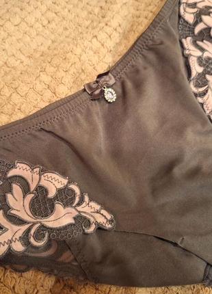 Новый комплект женского белья