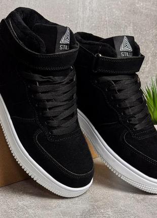 Чоловічі зимові кросівки