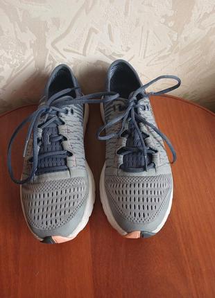 Кроссовки under armour