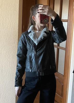 Шкіряна куртка pepe jeans з хутром