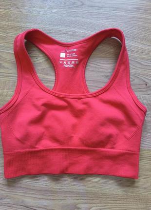Спортивный топ