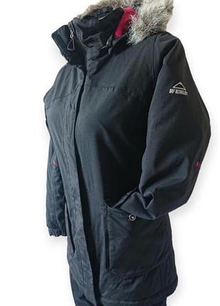 Трекинговая мембранная куртка mckinley