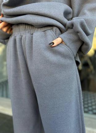 Теплий брючний костюм4 фото