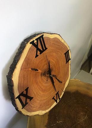 Годинник з натурального дерева