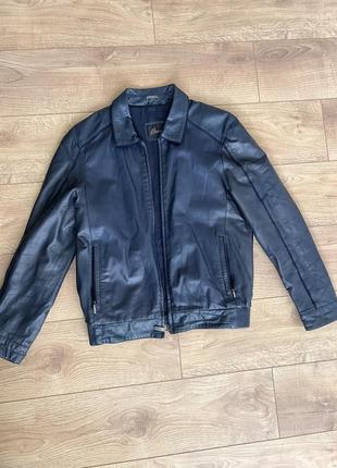 Кожаная куртка brioni. оригинал